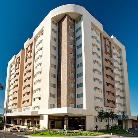 Via Caldas Suites Le Jardin Caldas Novas Eksteriør bilde